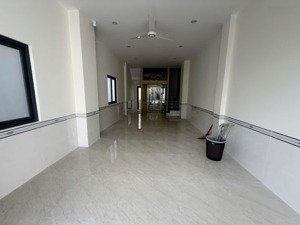 mặt tiền kinh doanh cực đỉnh linh tây - 5 tầng hoàn công đầy đủ - có thang máy