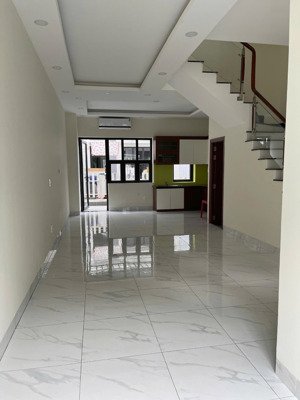 siêu hot! cho thuê nhà tại sim city, 11tr/tháng