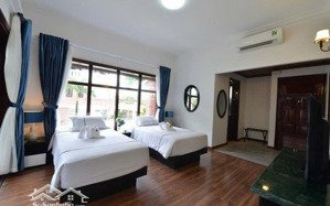 bán khách sạn trung tâm phố cổ hội an, 52 phòng, vị trí đẹp, 120 tỷ