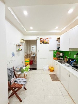 trung tâm quận 10 - tô hiến thành, p13 - hẻm xe tải 5m - 3 tầng, 3pn - sổ hồng riêng hoàn công đủ