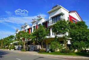 hot hit cần bán biệt thự gamuda 200m giá 54 tỷ