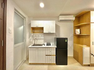 cho thuê căn hộ dịch vụ cao cấp 1pn riêng, bếp tách giá chỉ 6,5tr trung tâm quận phú nhuận