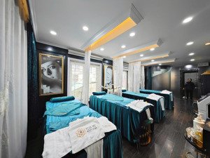 cho thuê nhà mặt phố mai hắc đế, dt 40m2 x 6.5 tầng, mt 4m, nhà khá mới, thang máy!!!