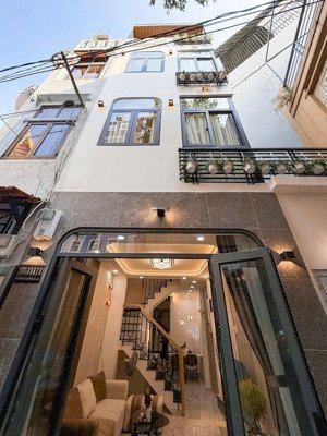 giảm sâu 300triệu còn 6,xxtỷ tl chdvmini hoàng hoa thám, phú nhuận, dtcn 3.5mx9m