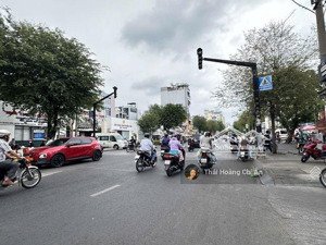 bán tòa nhà 80m2 lê văn duyệt p1 - 7 tầng thang máy