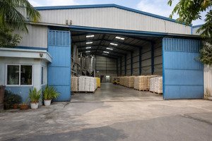 cho thuê 2 kho mỗi kho , diện tích : 1.670m2 , xưởng bến bình đông, quận 8