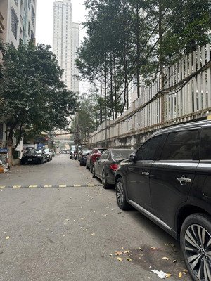 bán nhà phân lô - khuất duy tiến - ô tô tránh - gara oto- kinh doanh - sổ hoa hậu