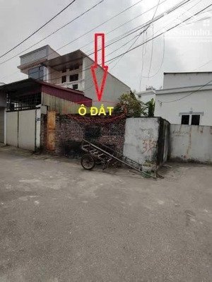 cần bán lô đất phường tích sơn tp vĩnh yên cũ gần ngay trường mầm non hoa sen