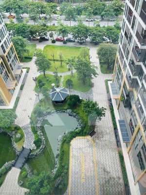 bán 1n + , 50m2, phân khu zenpark cao cấp, full nội thất, view hồ cá koi