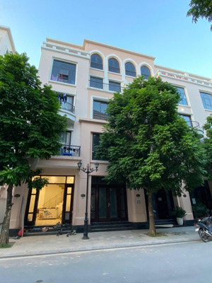 chính chủ bán liền kề 52m2 đông nam giá 7,95 tỷ rẻ nhất vinhomes ocean park 2