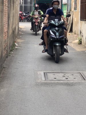 chính chủ bán gấp nhà mt hẻm thông-xe hơi tới nhà-4 tầng-4x13m-nhỉnh 7 t.ỷ