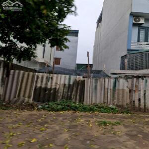 12 tỷ hơn xíu xiu có ngay 61m2 đất Tái định cư Trâu Quỳ, Gia Lâm. Lh 0989894845