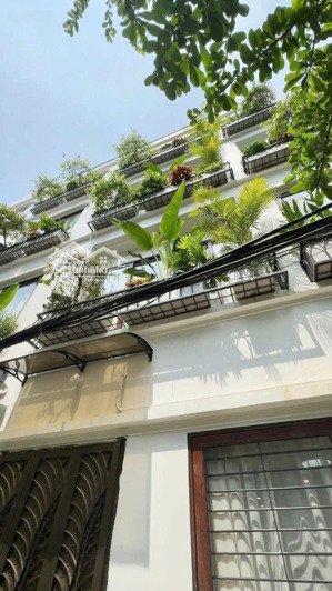 bán nhà phố yên lãng! lô góc, thang máy, full nội thất, ô tô thông, kinh doanh đỉnh. 66m*7t