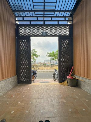 nhà 5 tầng mặt tiền mễ cốc, quận 8 - full nội thất vào ở ngay