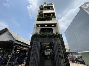 nhà phố xây mới vị trí đẹp, trung tâm q.12