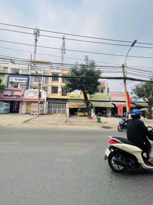 siêu phẩm! bán mặt tiền nguyễn duy trinh- p. bình trưng quận 2 dt 100m2 (5m x20m) - giá 24 tỷ