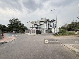 "thửa đất 6x19, vuông a4, đường oto- qh view công viên bờ sông- cực kỳ giá trị