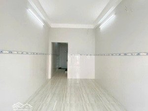 bán nhà - lạc long quân - quận 11 - 64m2 - hơn 5 tỷ - không lộ giới