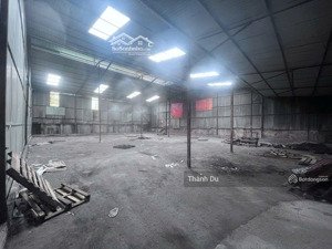 cho thuê kho xưởng ngô gia tự long biên 550m2 , điện 3 pha , xe conteiner vào tận nơi