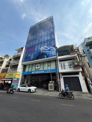 siêu vị trí - 2 mt cách mạng tháng 8, quận 3, dt 7x22m, 6 tầng hđt 150 tr / tháng, giá 35 tỷ