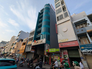 chủ ngộp - giảm giá sâu building mt nguyễn gia trí, phưởng 25, bình thạnh. 85 tỷ giảm còn 60 tỷ.