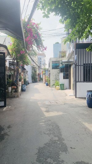 bán nr 2pn, 1wc, 56m2 giá cực chất 5,6 tỷ tại số 275, hiệp phú, q9, hcm