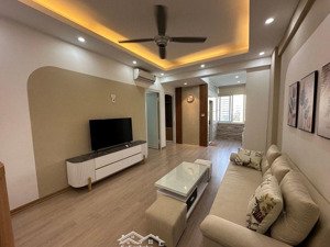 bán căn hộ tòa n5d hoàng đạo thúy, trung hòa nhân chính, 66m2, 6 tỷ, 2 ngủ, sổ đỏ cc, full nội thất