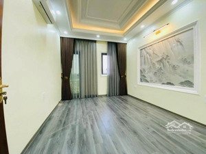 bán nhà vo trung (phúc lợi) long biên dt 51/60m2 x 6t x mt 6,2m giá 18,2 tỷ có thương lượng