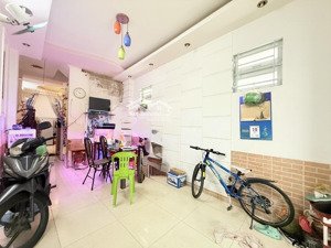 siêu phẩm thích quảng đức pn - 3.8*12m - 4 tầng btct - 5 pn - 7.3 tỷ