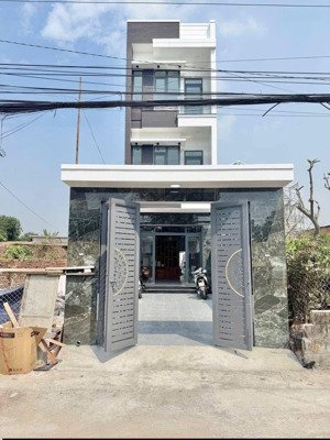 nhà phố 2 lầu trệt mặt tiền kinh doanh phường đông hòa tp hcm