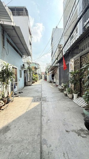 bán nr tại bờ bao tân thắng, 5,9 tỷ, 35m2, 4pn, 3wc