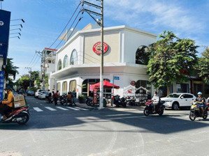 bán nhà siêu vị trí mặt tiền bạch đằng - dt: 7 x 40m - 2 tầng - giá bán: 40 tỷ tl - tin thật 100%