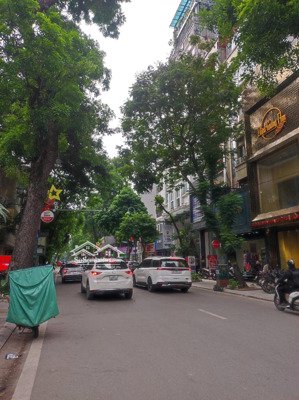 bán nhà mặt phố bà triệu, dt 225m x 2 tầng, mặt tiền 7.4m, 192 tỷ đồng