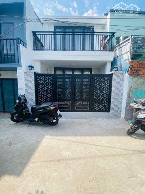 nhà mới 2 tầng đón tết - sân rộng - hẻm ba gác - gần mt 1498 lê văn lương - nhà bè