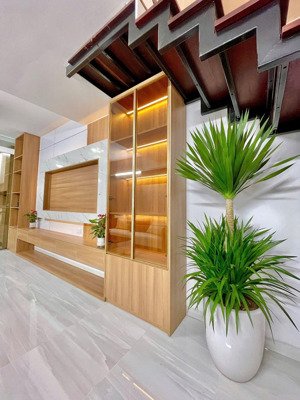 bán nhà thuỵ khuê - cách phố 10m - 2 thoáng - gần hồ tây & chu văn an - 5 tầng long lanh 14.8 tỷ