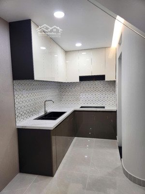 bán nhà 2 phòng ngủ hẻm 171 tôn thất thuyết quận 4