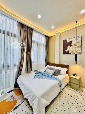 hot - hoàng hoa thám - dtsd 112m2 - 5pn - phú nhuận