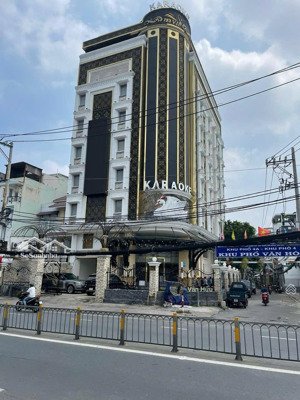 góc 2 mặt tiền nguyễn thị thập, quận 7 - dt: 20x30m - hầm 7 tầng - hđt: 360 triệu - giá: 79 tỷ