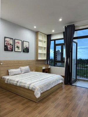 nhà 5 tầng, phạm khiêm ích, 7pn,cách bãi tắm sơn thủy 500m, dòng tiền 50 triệu/tháng, giá chính chủ