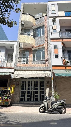 chỉ 9.2 tỷ! nhà gần công viên kdc lý chiêu hoàng giáp bình phú, quận 6