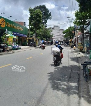 bán nhà 4 x 25m mặt tiền đường huỳnh thị hai, vị trí kinh doanh sầm uất