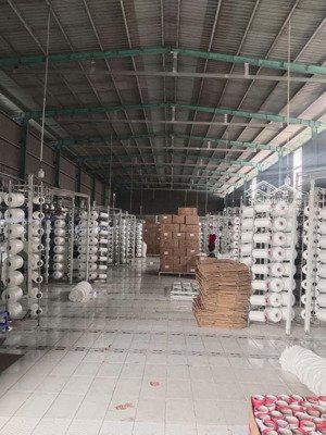 cho thuê kho xưởng khuôn viên 1900m2 một sẹc đường nguyễn thị lắng củ chi