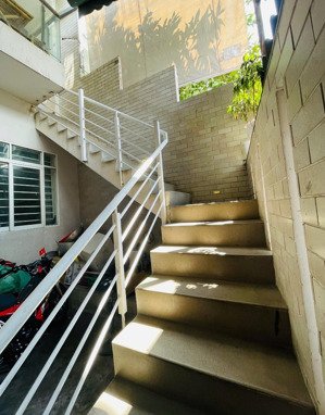 24/7 hot: bán nhà mt dương quảng hàm,gò vấp (6,5x 20) 19,5 tỷ, 120m2, ~ 165tr/m2