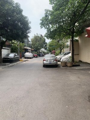 khu vip tây thạnh - biệt thự siêu đẹp - đường xe tải thông tứ phía - gần lê trọng tấn.