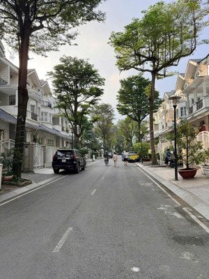 [cắt lỗ 6 tỷ] biệt thự saigon pearl - đường d8 - 147m2 - có hầm 5 tầng - giá đầu tư 88 tỷ