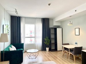 cho thuê căn hộ --- charmington la pointe q10 ---