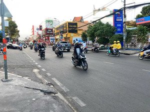 đất mặt tiền ngay lê văn việt,q9-dt:5x20m-gp hầm 6 tầng-giá bán 15 tỷ