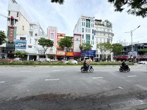 cho thuê nhà cấp 4 mặt tiền nguyễn văn linh gần nguyễn hoàng - gọi đàm tiến