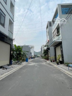 hẻm nhựa 7m sát tên lửa nhỉnh 5 tỷ shr 2026