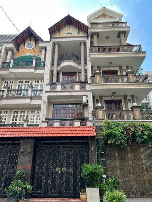 cho thuê nhà hxh 7a thành thái, quận 10 - dt:4x18m - trệt 3 lầu st - 37 triệu - lh: 